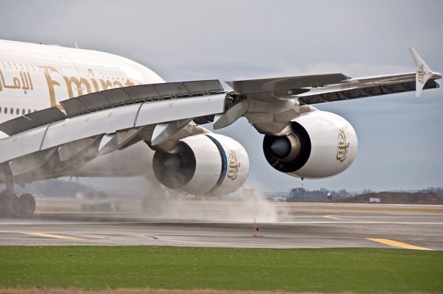 Airbus A380-800 (A6-EUE) - Close up violent air/water action of the inboard thrust reversers. EK237 SUPER 01-26-2017