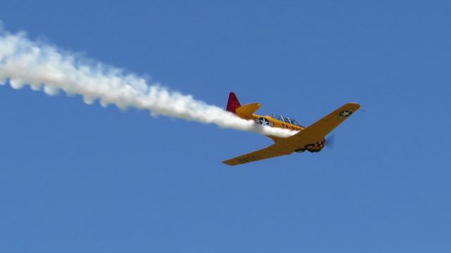 North American T-6 Texan (N55720)