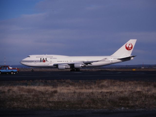 Boeing 747-400 (JA8909) - 16.JAN.1999 "JAL Moses Lake Flight crew training center"