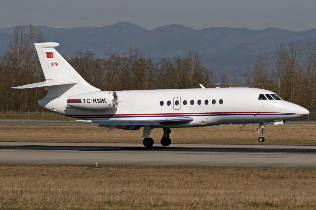 Dassault Falcon 2000 (TC-RMK)