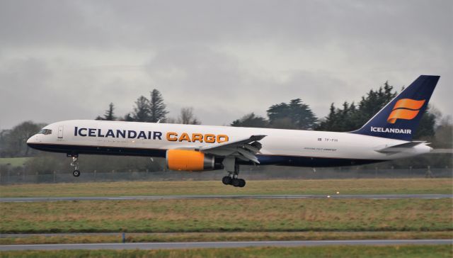 Boeing 757-200 (TF-FIH) - icelandair cargo b757-208pcf tf-fih landing at shannon from reykjavik 22/1/20.