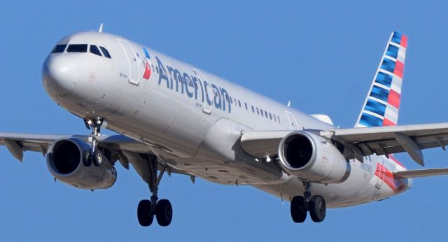 Airbus A321 (N923US) - phoenix sky harbor international airport 10JAN20