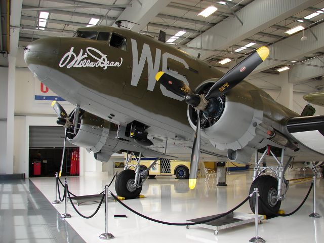 Douglas DC-3 (N791HH)