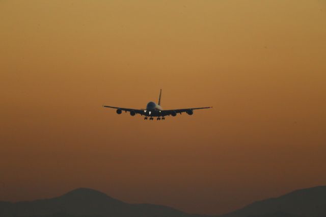 Airbus A380-800 (VH-OQA)