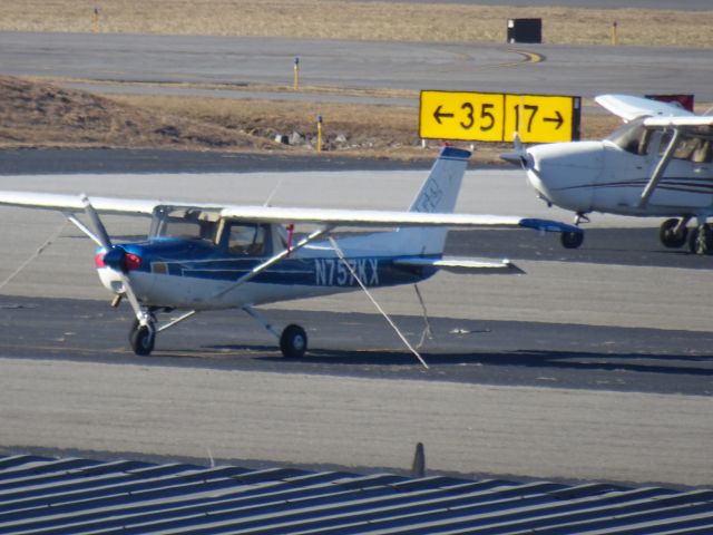 Cessna 152 (N757KX)