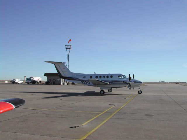 Beechcraft Super King Air 300 (N23YP)