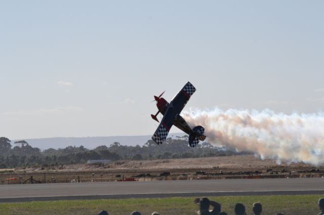 — — - Skip Stewarts Pitts performing the knifes edge at the Australian International Airshow 2013.
