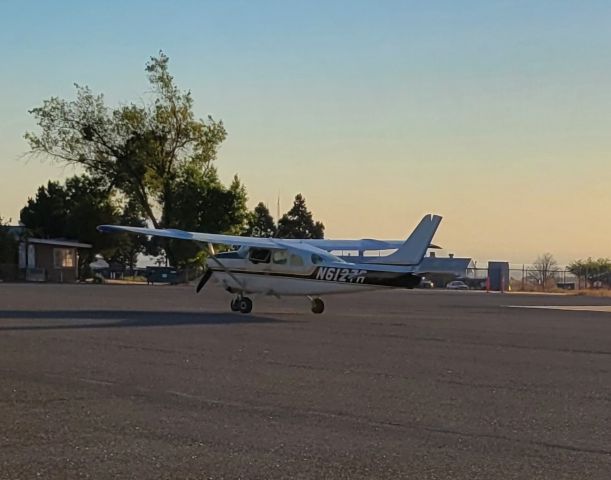 Cessna T210 Turbo Centurion (N6127R)