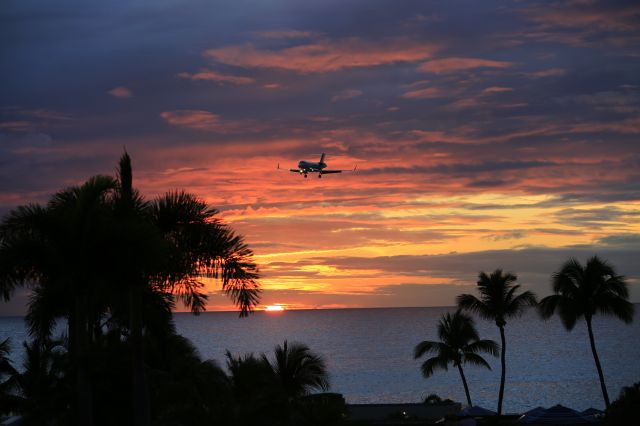 Gulfstream Aerospace Gulfstream IV (N999AA) - Gulf stream N999AA landing on St Maarten during sunset. 27-12-2019