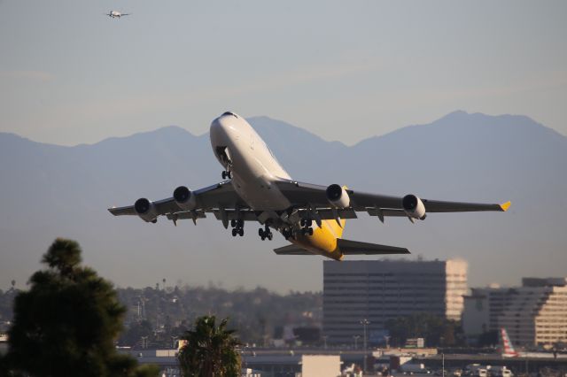 Boeing 747-400 (N740CK)