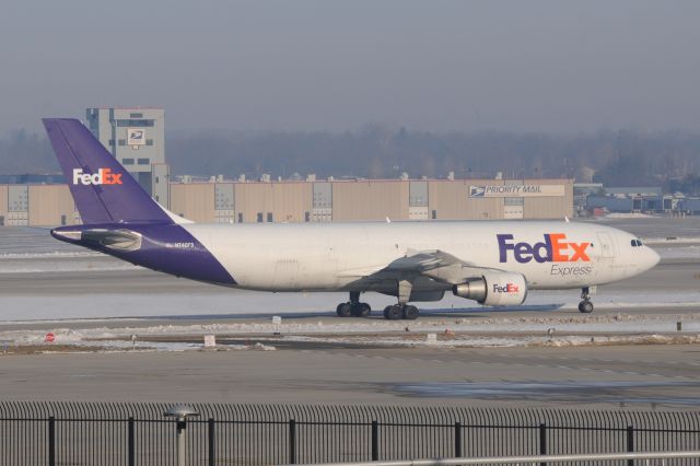 Airbus A300F4-600 (N740FD)