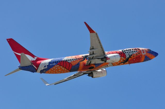 Boeing 737-800 (VH-VXB) - Yananyi Dreaming livery