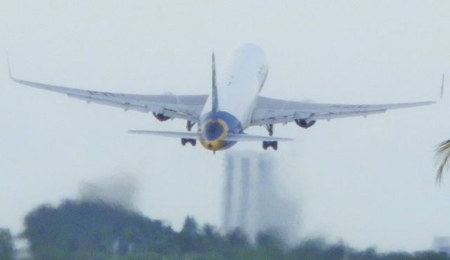 BOEING 767-300 (PR-ABD)