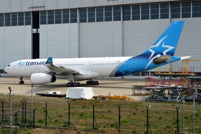 Airbus A330-200 (C-GUBL) - Very surprising moment to see the new A330 for air transit at Shanghai Pudong Airport, the prior operator was China Eastern Airline (registration :B-6121) 