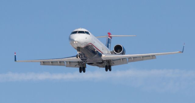 Canadair Regional Jet CRJ-200 (N423AW)