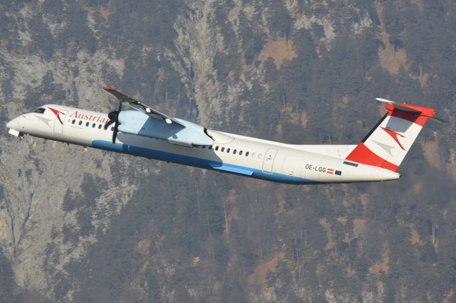de Havilland Dash 8-400 (OE-LGG)