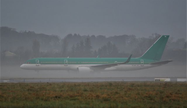 Boeing 757-200 (EI-LBS) - ex- aer lingus b757-2 ei-lbs parked up at shannon 28/11/19.