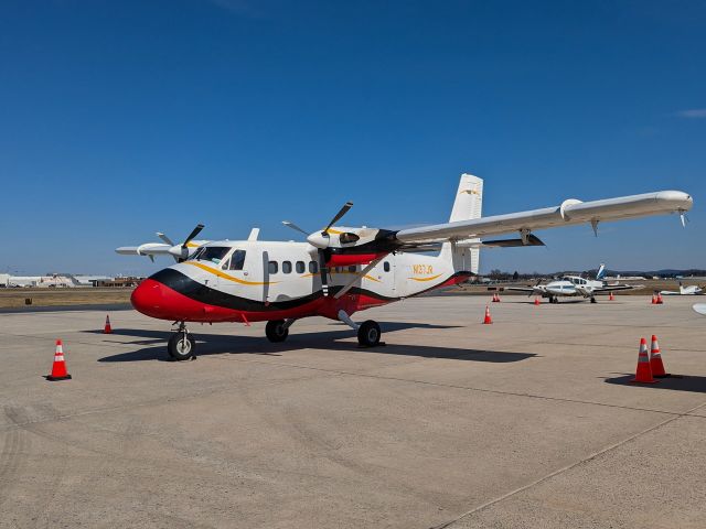 De Havilland Canada Twin Otter (N137JR)