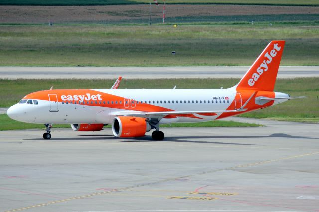 Airbus A320neo (HB-AYR) - Taxiing to Stand 125 on 26-May-24 operating flight EZS1538 from EKCH.