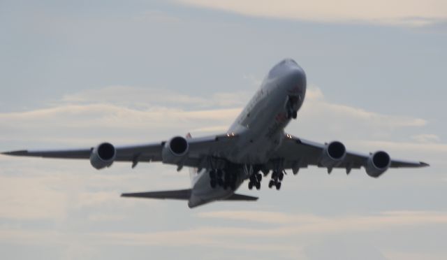 BOEING 747-8 (LX-VCG)