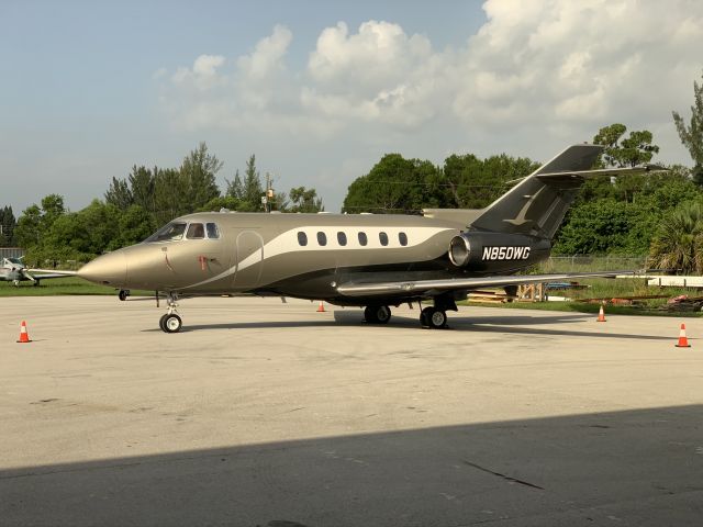 Boeing Goshawk (N850WG)