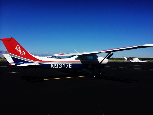 Cessna Skylane (N9317E)