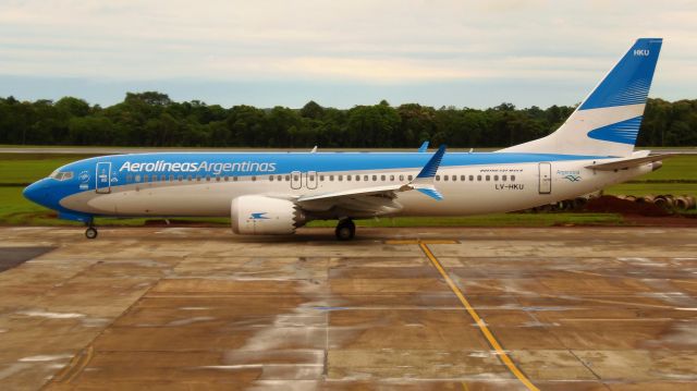 Boeing 737-800 (LV-HKU)