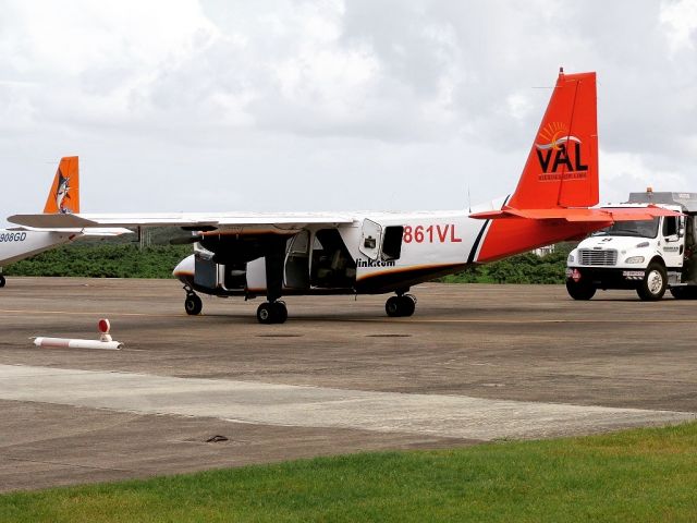 ROMAERO Islander (N861VL)