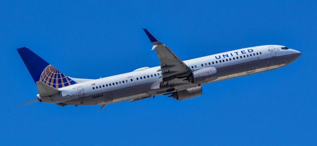 Boeing 737-900 (N68843) - N68843 United Airlines Boeing 737-924ER s/n 60317 - Las Vegas - McCarran International Airport (LAS / KLAS)br /USA - Nevada May 14, 2021br /Photo: Tomás Del Coro