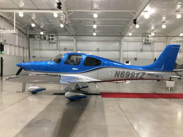 Cirrus SR-20 (N699YZ) - Picking up our New Cirrus SR20