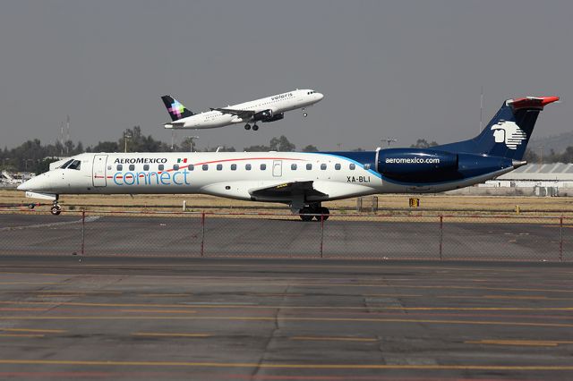 Embraer ERJ-145 (XA-BLI)