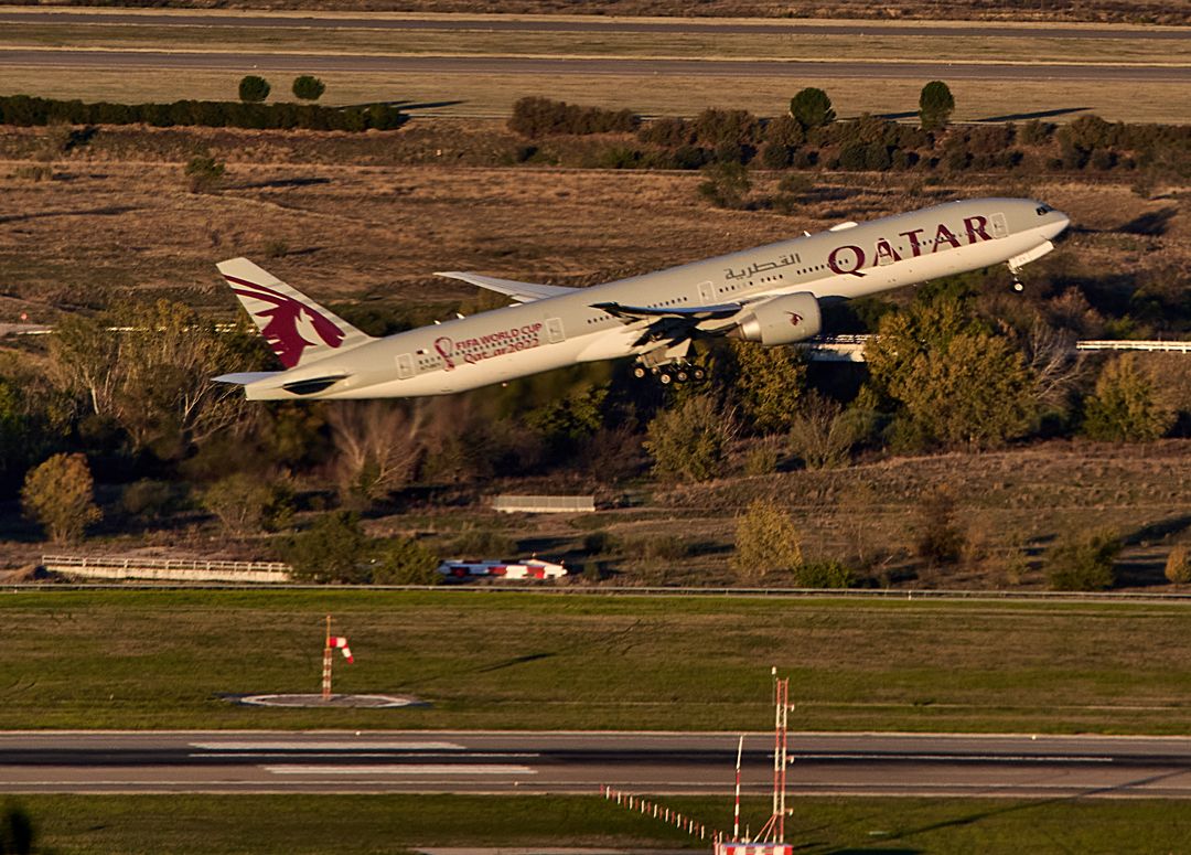 BOEING 777-300ER (QTR148) - inicio morning e inicio climb.