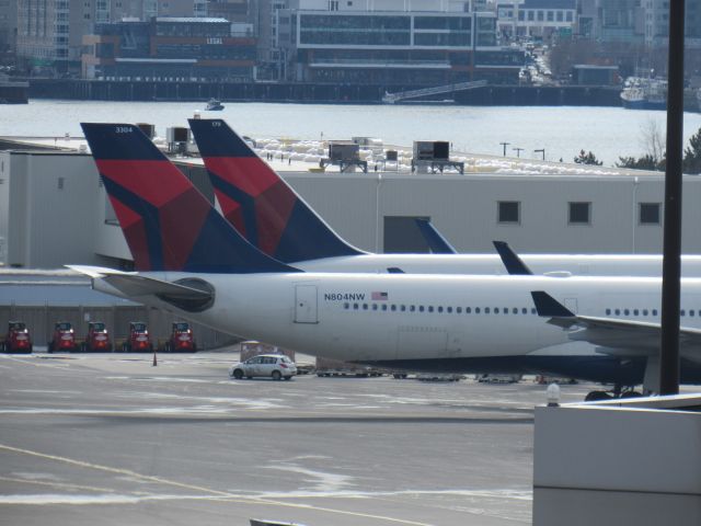 Airbus A330-300 (N804NW)