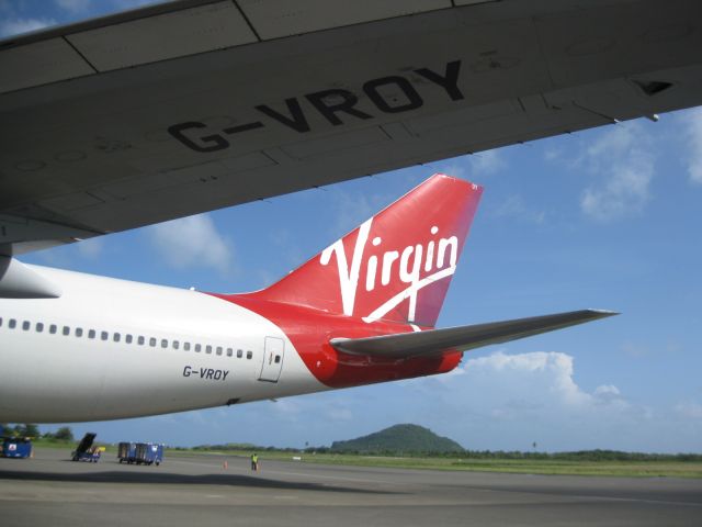 Boeing 747-400 (G-VROY)