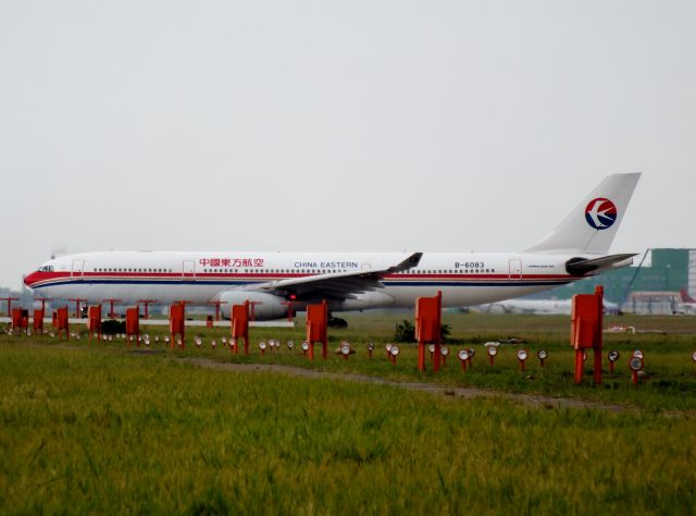 Airbus A330-300 (B-6083)