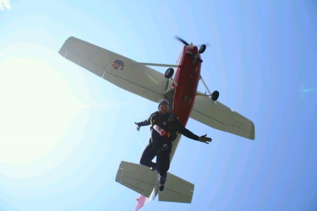 Cessna 206 Stationair (N2184F) - All Veteran Parachute Team member jumps into a benefit supporting wounded Green Berets.