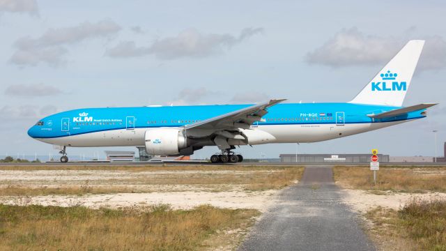Boeing 777-200 (PH-BQE)