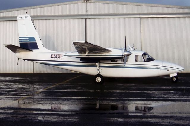 VH-IBV — - EMU AIRWAYS - AERO COMMANDER 500S - REG : VH-IBV (CN 3060) - PARAFIELD ADELAIDE SA. AUSTRALIA - YPPF (30/5/1994) 35MM SLIDE CONVERSION USING A LIGHTBOX AND A NIKON L810 DIGITAL CAMERA IN THE MACRO MODE.