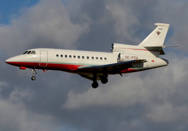 Dassault Falcon 900 (TC-FTG)