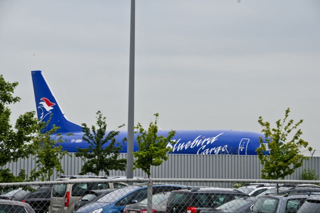 BOEING 737-400 (TF-BBH)