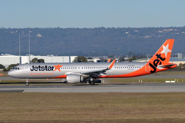 Airbus A321neo (VH-OFS) - Airbus A321-251NX cn 11229. Jetstar Airways VH-OFS runway 03 departure YPPH 01 July 2023