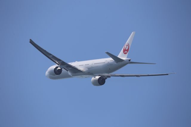 BOEING 777-300ER (JA732J)