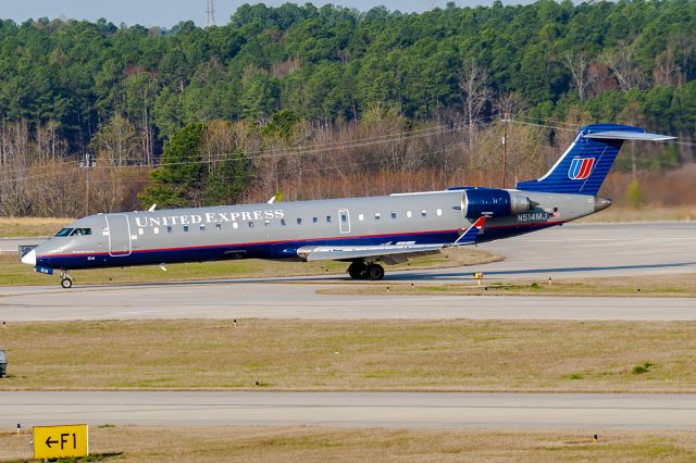 Canadair Regional Jet CRJ-700 (N514MJ) - 3/23/2008