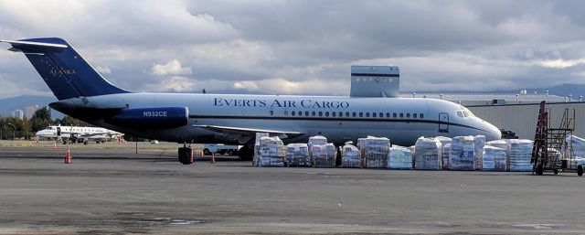 McDonnell Douglas DC-9-30 (N932CE) - Parked at Evert cargo apron, Anchorage International Airport