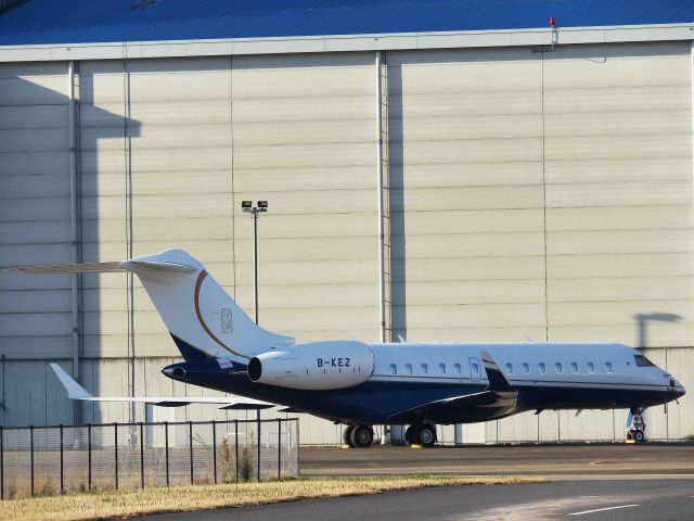Bombardier Global 5000 (B-KEZ) - I take a picture on Dec 20, 2016.