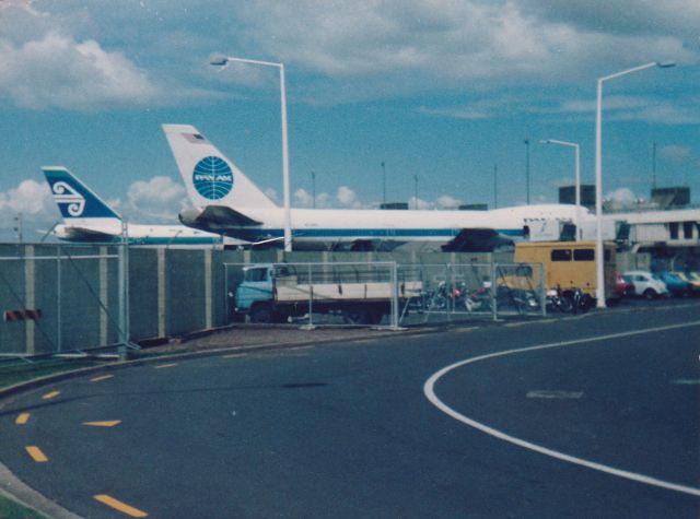 BOEING 747-100 (N739PA) - One of my very rare photos the last phot I had taken of this PAN AM 747-100 called Clipper Maid of the seas a long side her the B742 Air NZ b742 ZK-NZV N739PA arrived a hour ago from Huston via KLAX then continuing onto YSSY as PA812 Gone But not forgotten