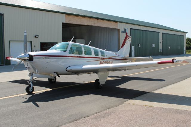 Beechcraft Bonanza (36) (N6132X)