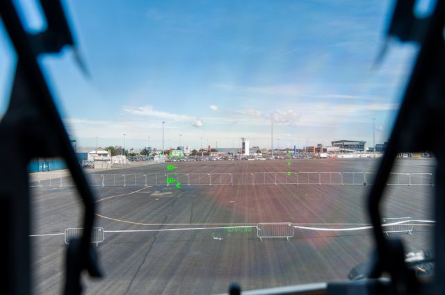 Boeing Globemaster III (00217) - The Captains HUD.br /br /New Zealand IceFest 2016, Antarctic Air Day at Christchurch International Airport. An opportunity to board the specialist Boeing C17-A to view the aircraft that transport scientists and equipment down to Antarctica.