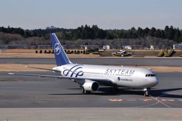 BOEING 767-200 (XA-JBC) - 2012/12/10