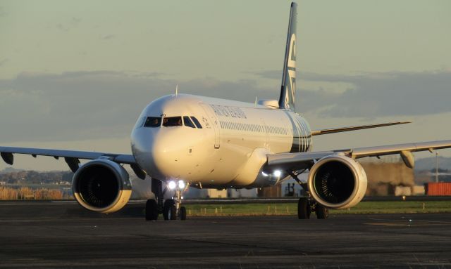 Airbus A321neo (ZK-NND) - Arriving from Nadi.